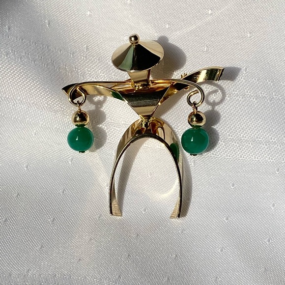 Abstract Figure Asian Influence Gold Tone Pendant Brooch Pin - Picture 5 of 14